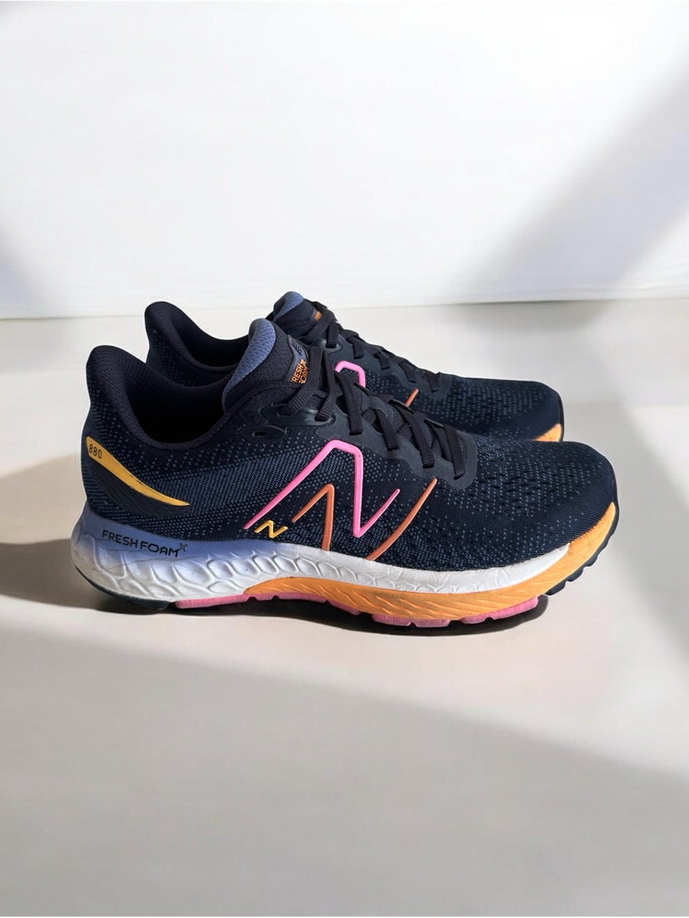 New Balance Women’s Fresh Foam 880 V12 Running Shoes Size 9